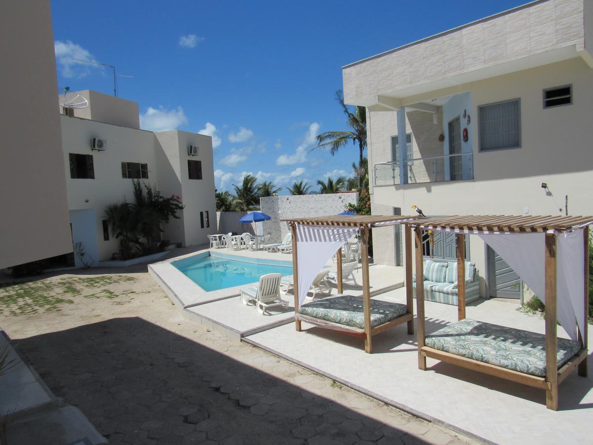Franz Beach Hotel Nova Viçosa Extérieur photo